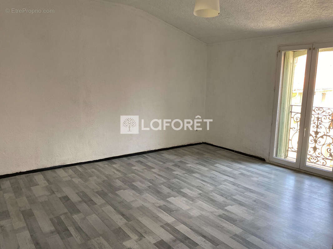 Appartement à TROUILLAS