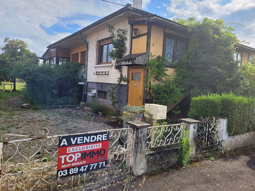 Maison à BIESHEIM