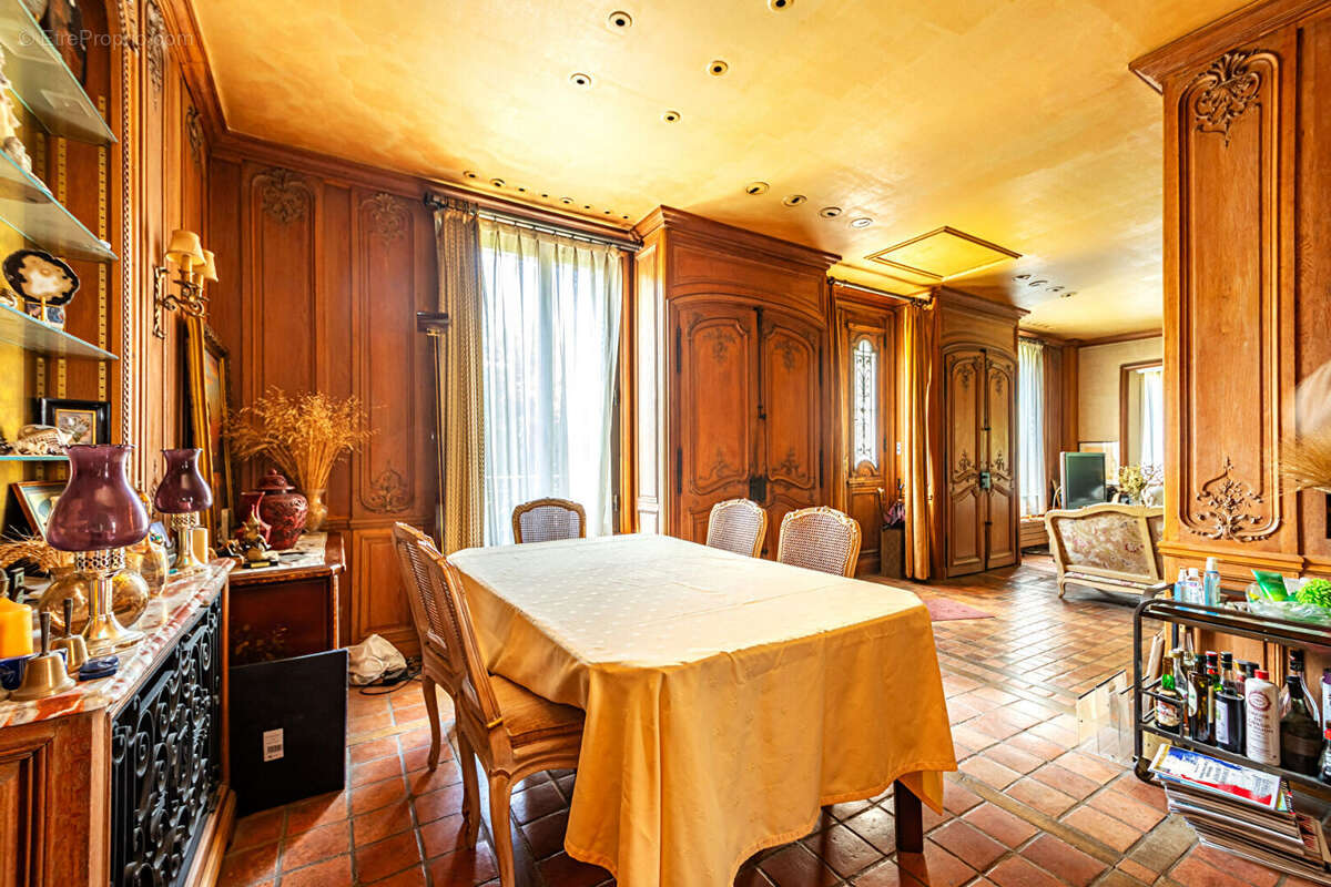 Maison à BOIS-COLOMBES