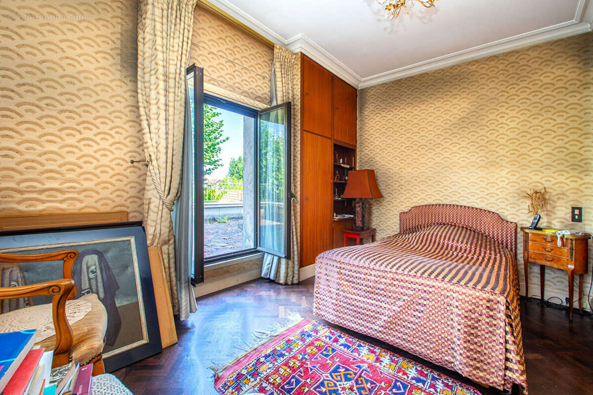 Maison à BOIS-COLOMBES