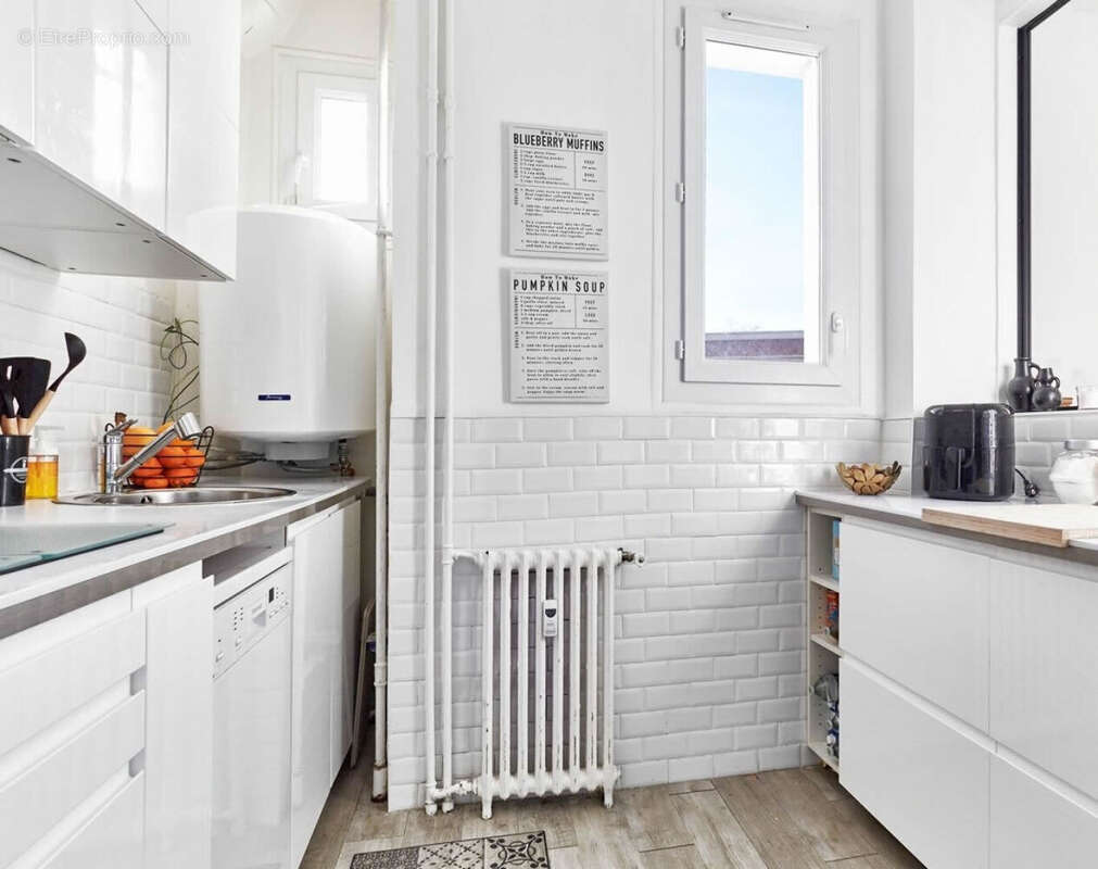 Appartement à LA GARENNE-COLOMBES