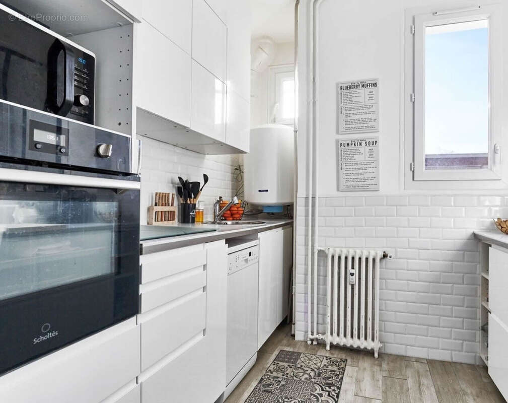 Appartement à LA GARENNE-COLOMBES