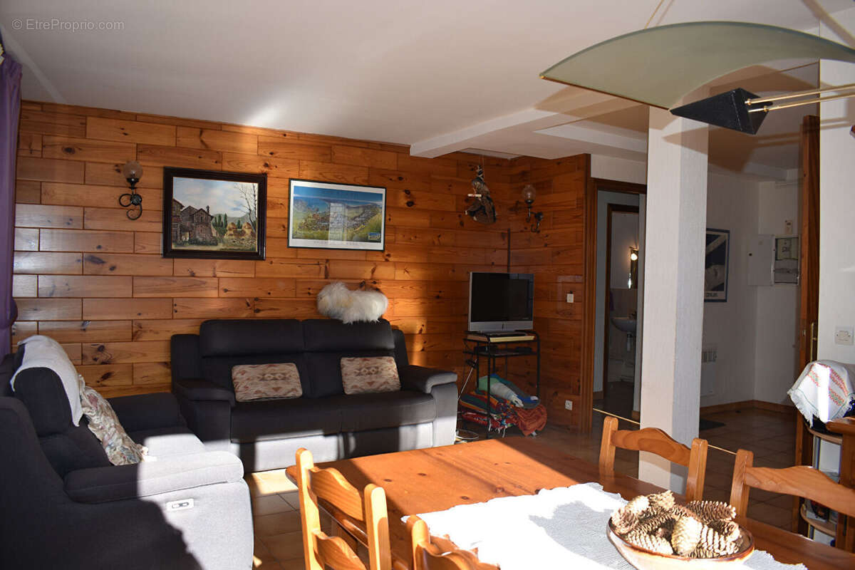 Appartement à FONT-ROMEU-ODEILLO-VIA