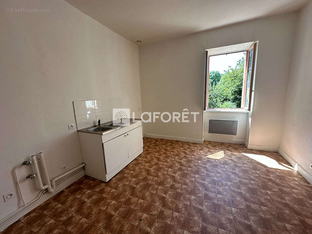 Appartement à SAINT-MARTIN-D&#039;ESTREAUX