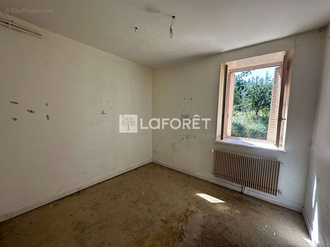 Appartement à SAINT-MARTIN-D&#039;ESTREAUX