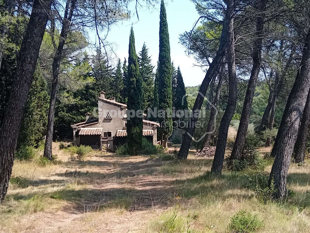 Maison à SAINT-ETIENNE-DU-GRES