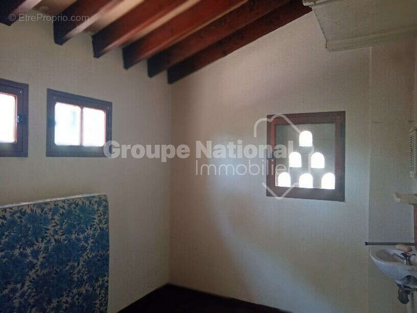 Maison à SAINT-ETIENNE-DU-GRES