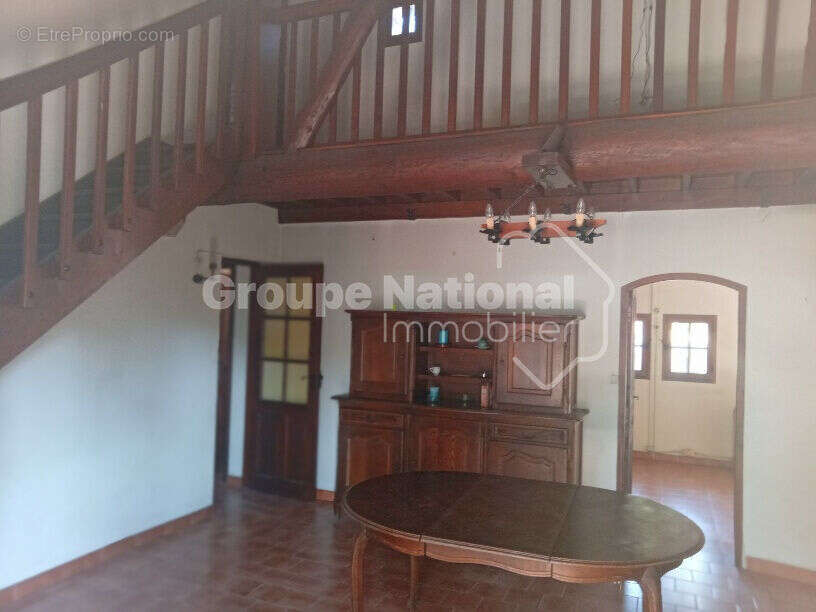 Maison à SAINT-ETIENNE-DU-GRES