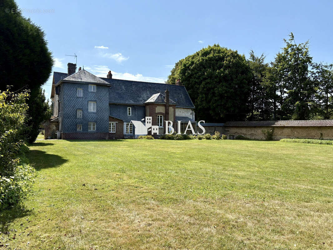 Autre à BOURG-ACHARD