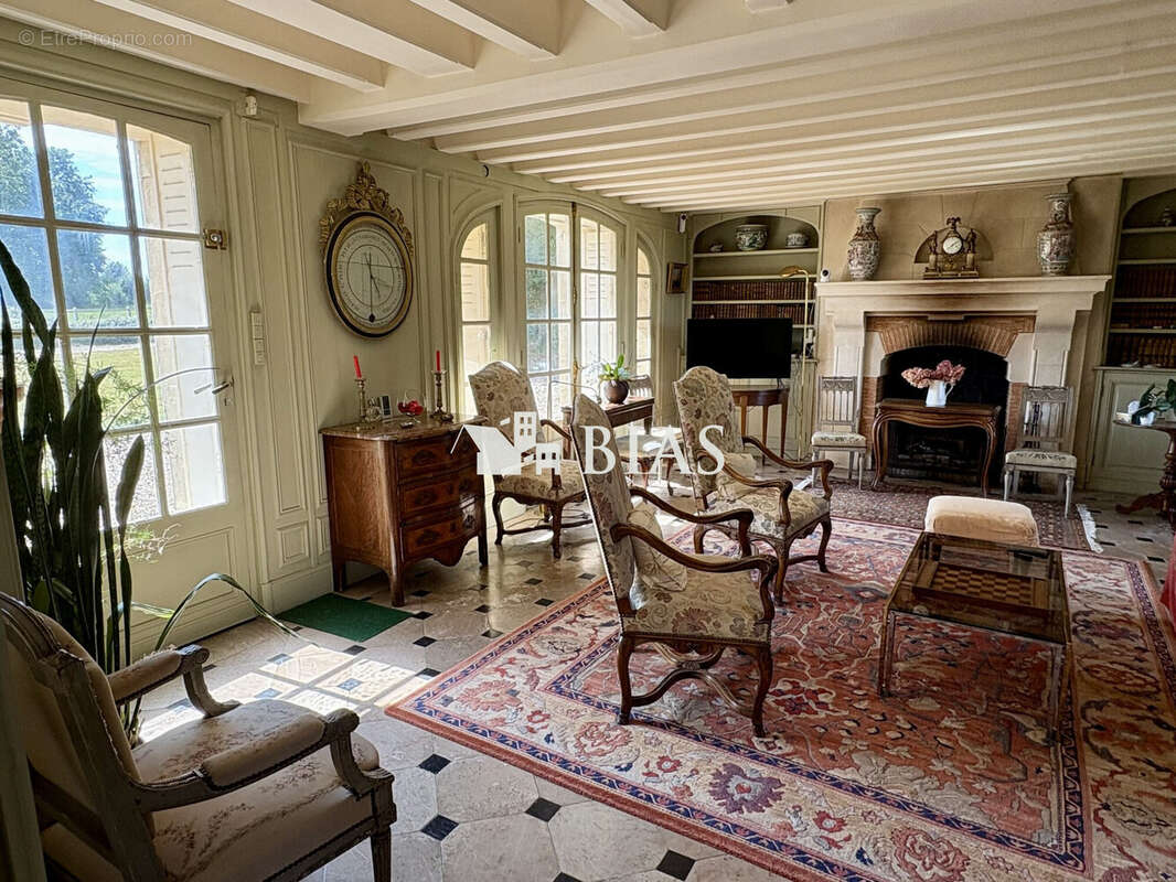 Autre à BOURG-ACHARD