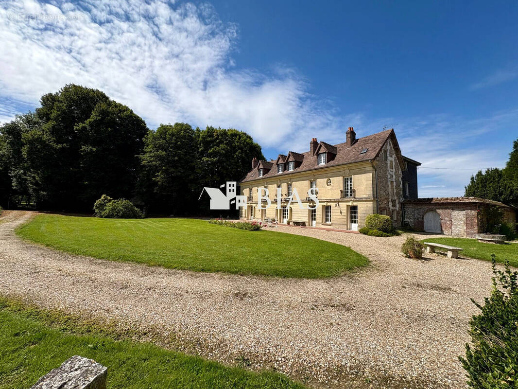 Autre à BOURG-ACHARD