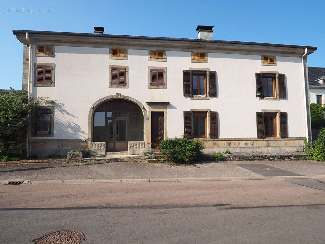 Maison à HADIGNY-LES-VERRIERES