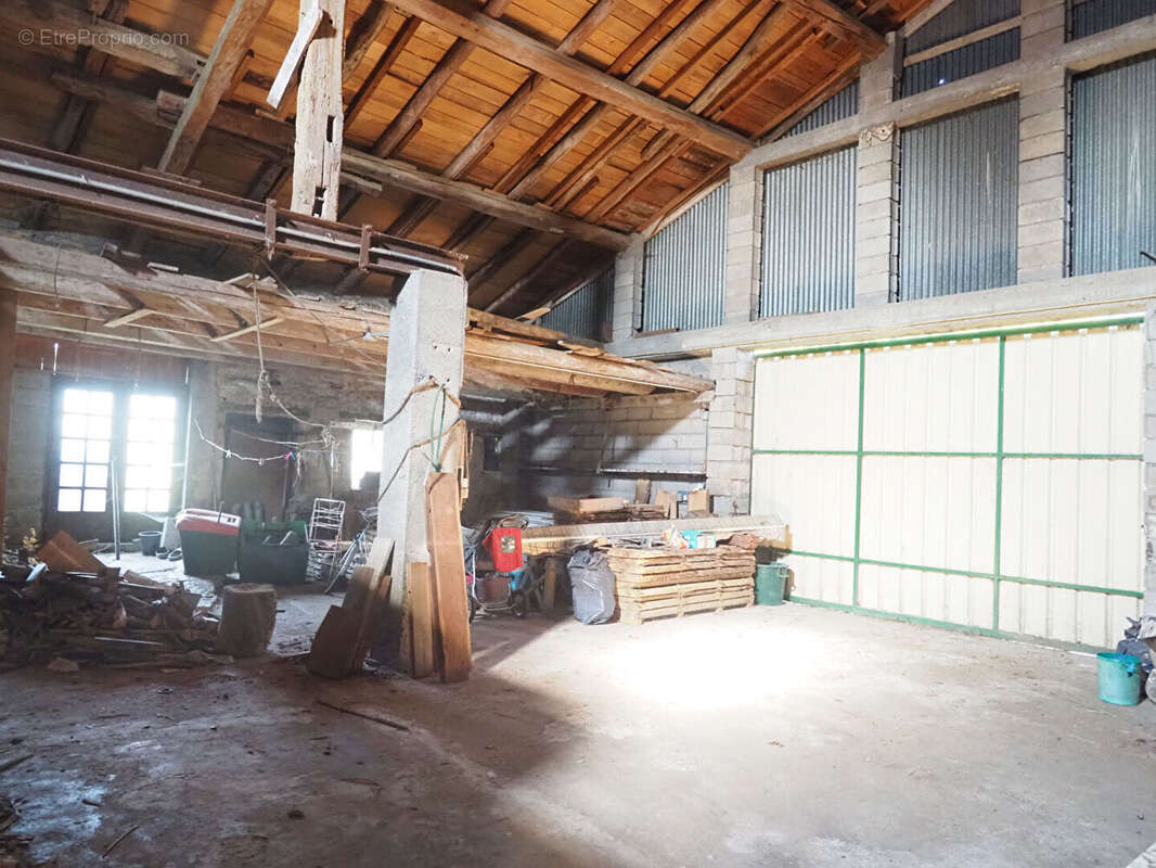 Maison à HADIGNY-LES-VERRIERES