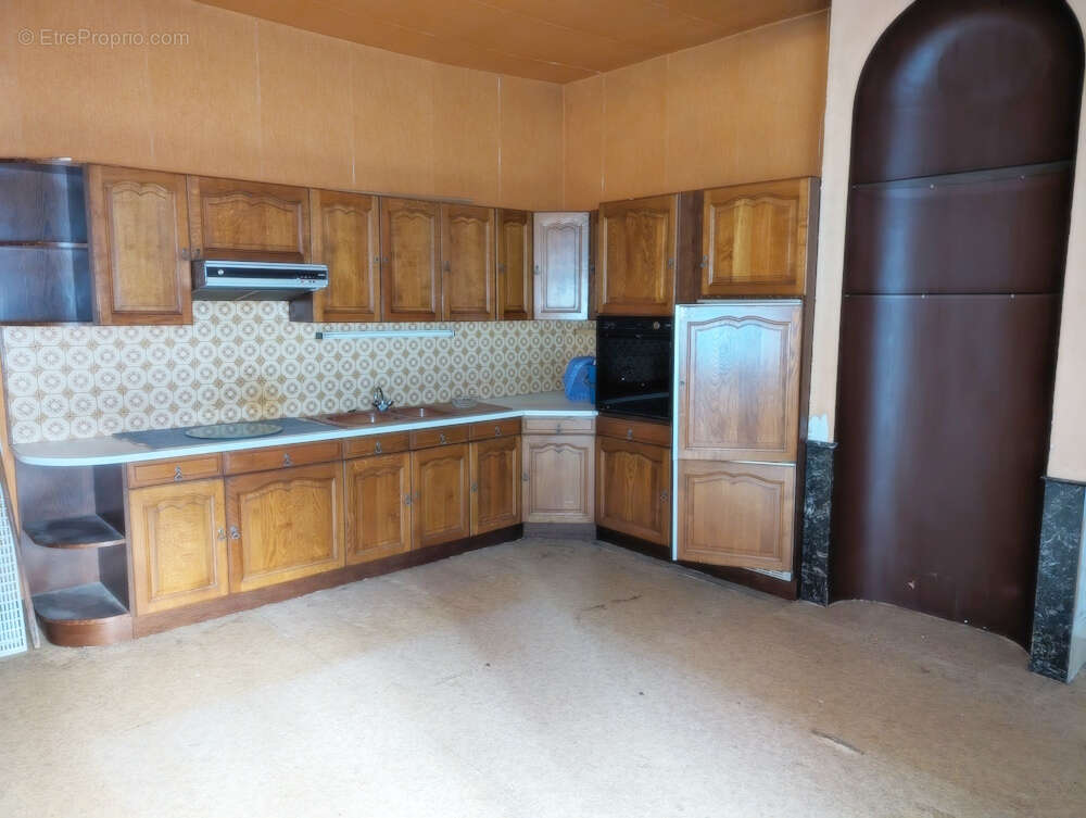 Appartement à MIRECOURT