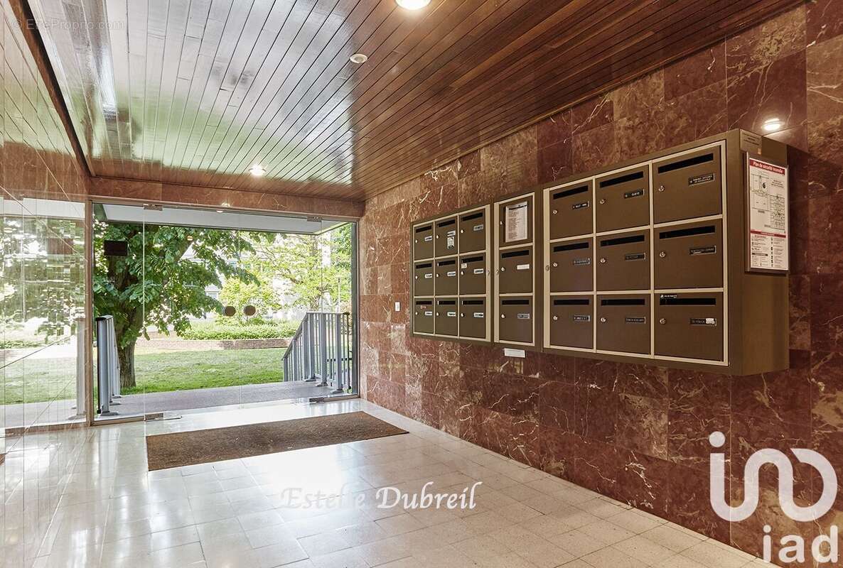 Photo 9 - Appartement à VELIZY-VILLACOUBLAY