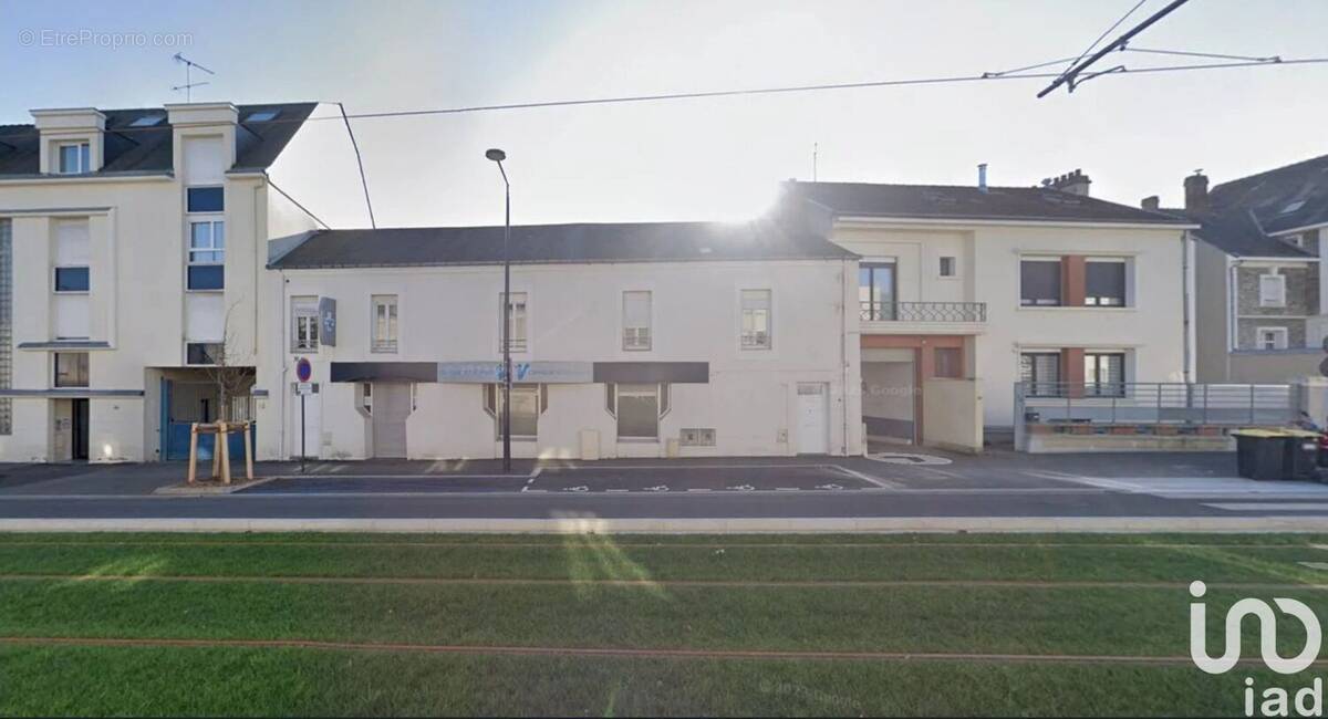 Photo 1 - Commerce à ANGERS