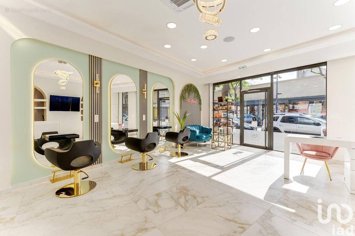 Photo 1 - Commerce à DRANCY