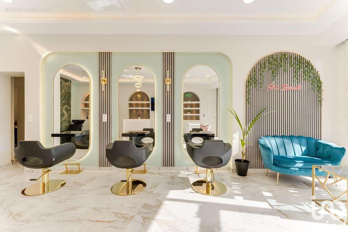 Photo 2 - Commerce à DRANCY