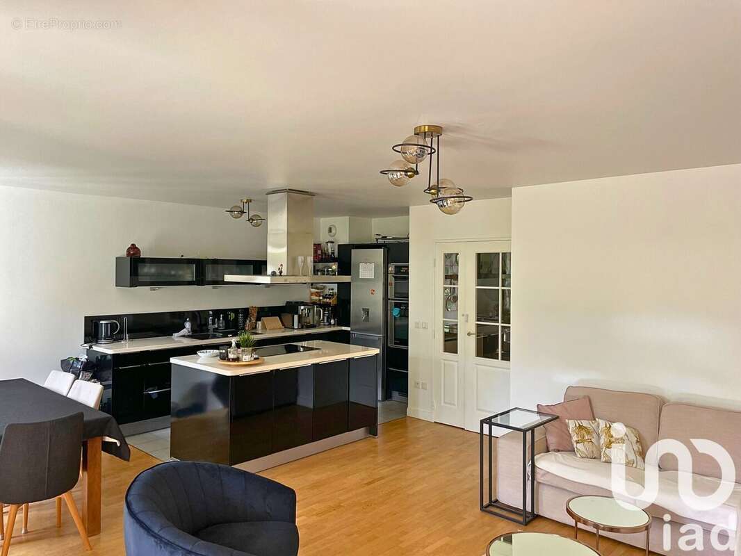 Photo 4 - Appartement à SAINT-CYR-L'ECOLE