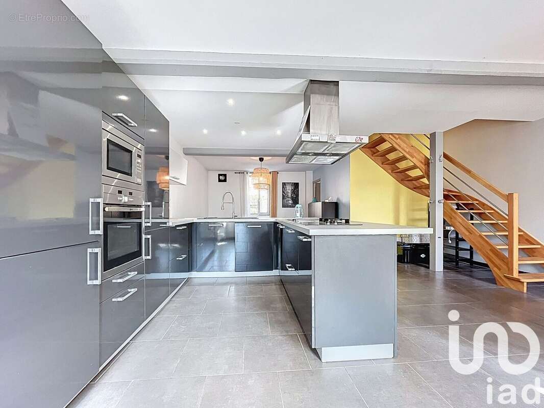 Photo 6 - Maison à ARCY-SUR-CURE