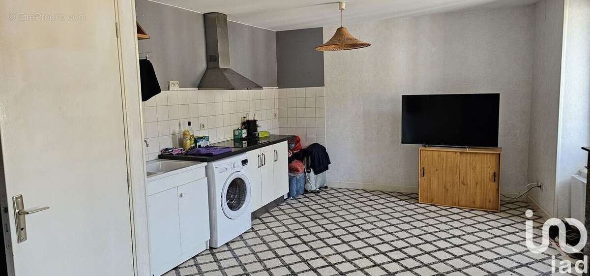 Photo 3 - Appartement à SAINT-JULIEN-MOLIN-MOLETTE