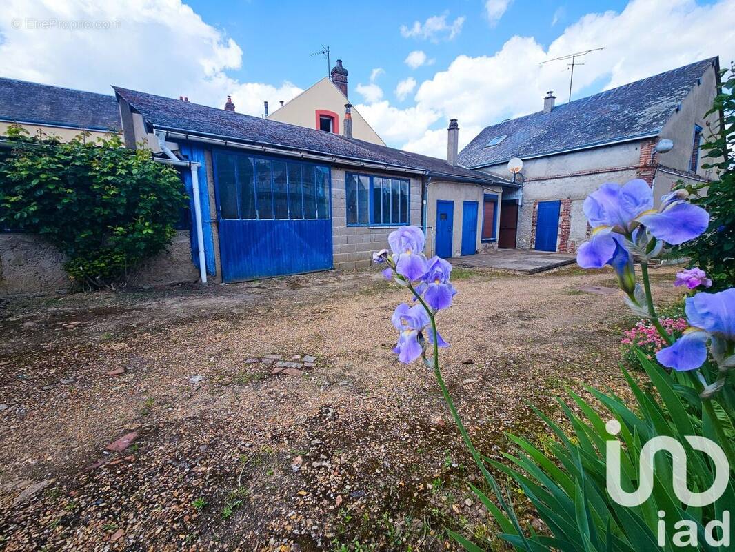 Photo 1 - Maison à MAINVILLIERS