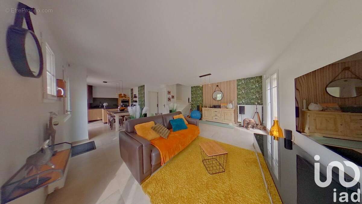 Photo 3 - Maison à LIEUSAINT