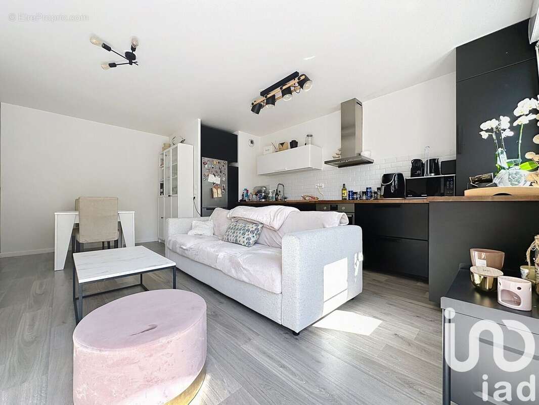 Photo 2 - Appartement à SERVON