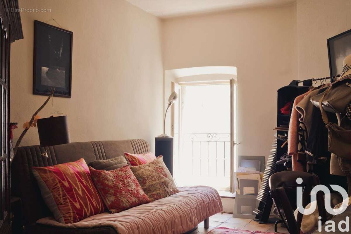 Photo 2 - Maison à ROGNES