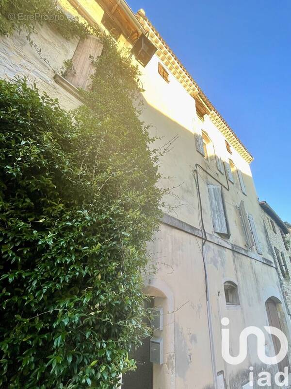 Photo 1 - Appartement à CLARENSAC