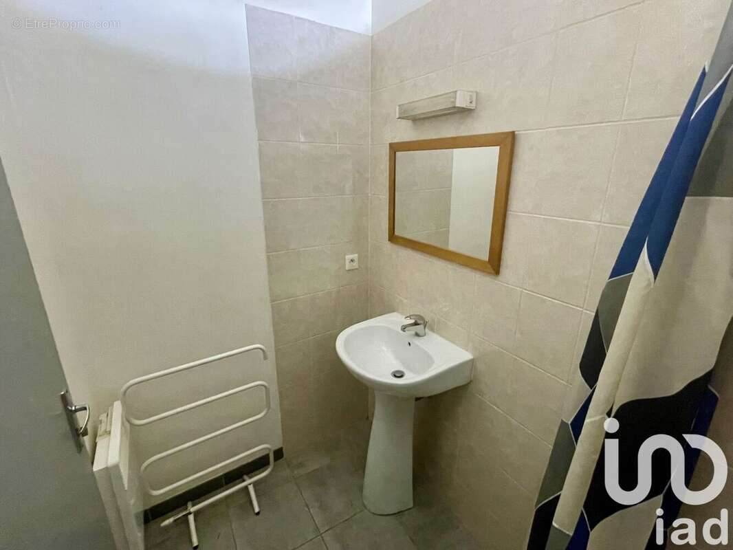 Photo 4 - Appartement à CLARENSAC