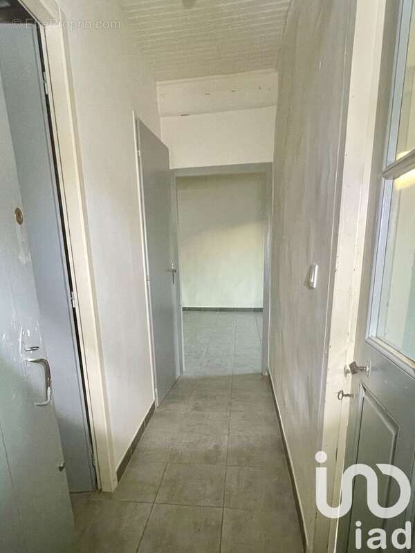 Photo 7 - Appartement à CLARENSAC