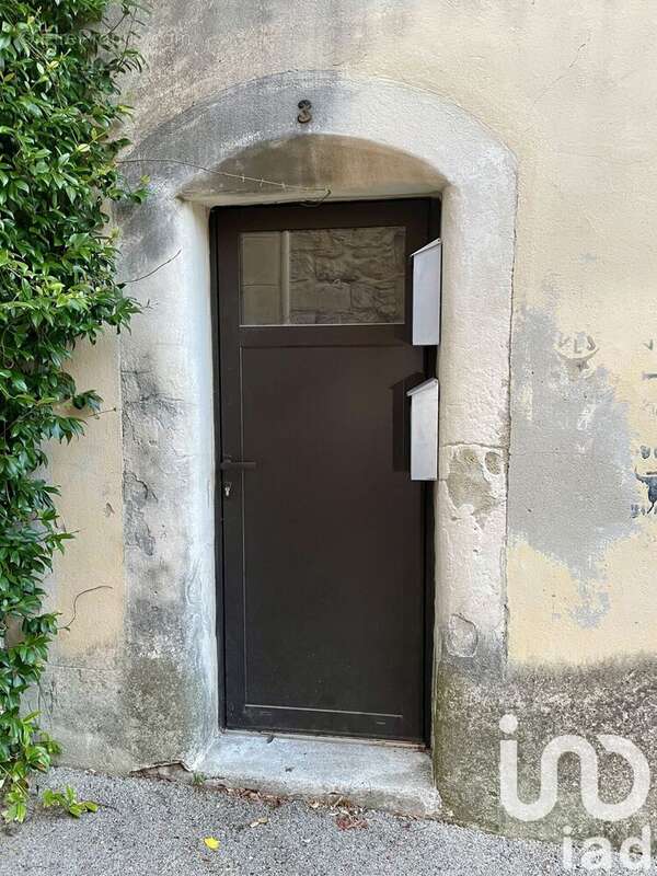 Photo 9 - Appartement à CLARENSAC