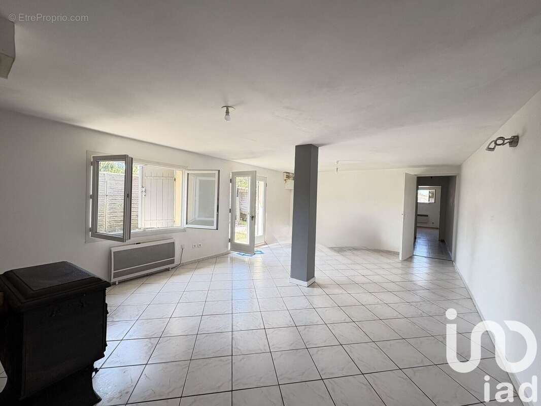 Photo 2 - Maison à AMBARES-ET-LAGRAVE