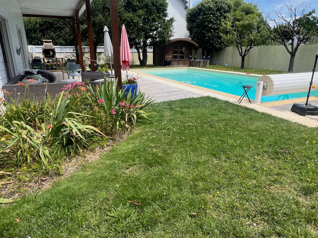 Maison à LE POULIGUEN