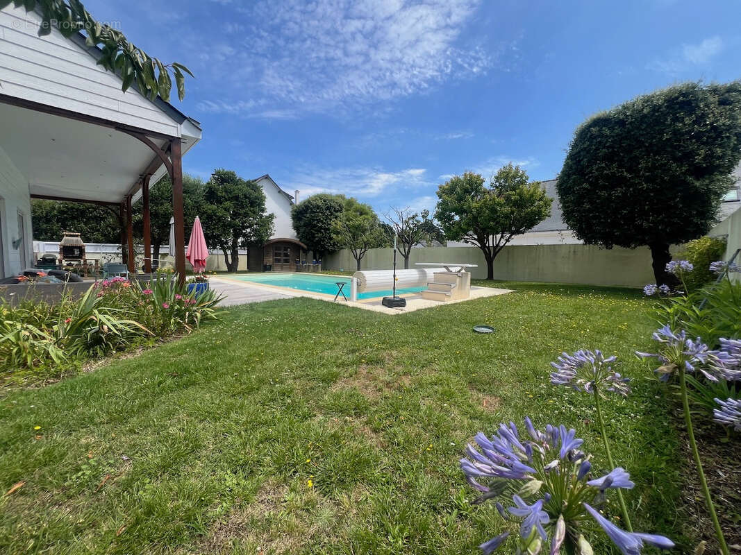 Maison à LE POULIGUEN