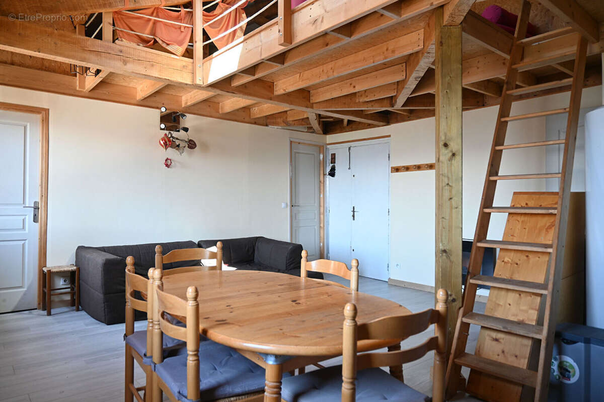 Appartement à FONT-ROMEU-ODEILLO-VIA