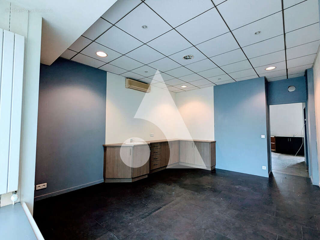 Commerce à BELLEGARDE-SUR-VALSERINE