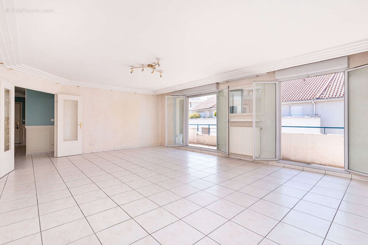 Appartement à VILLEURBANNE