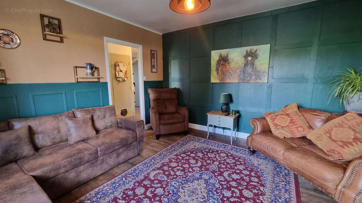 Maison à SAINT-MARTIN-DES-PRES