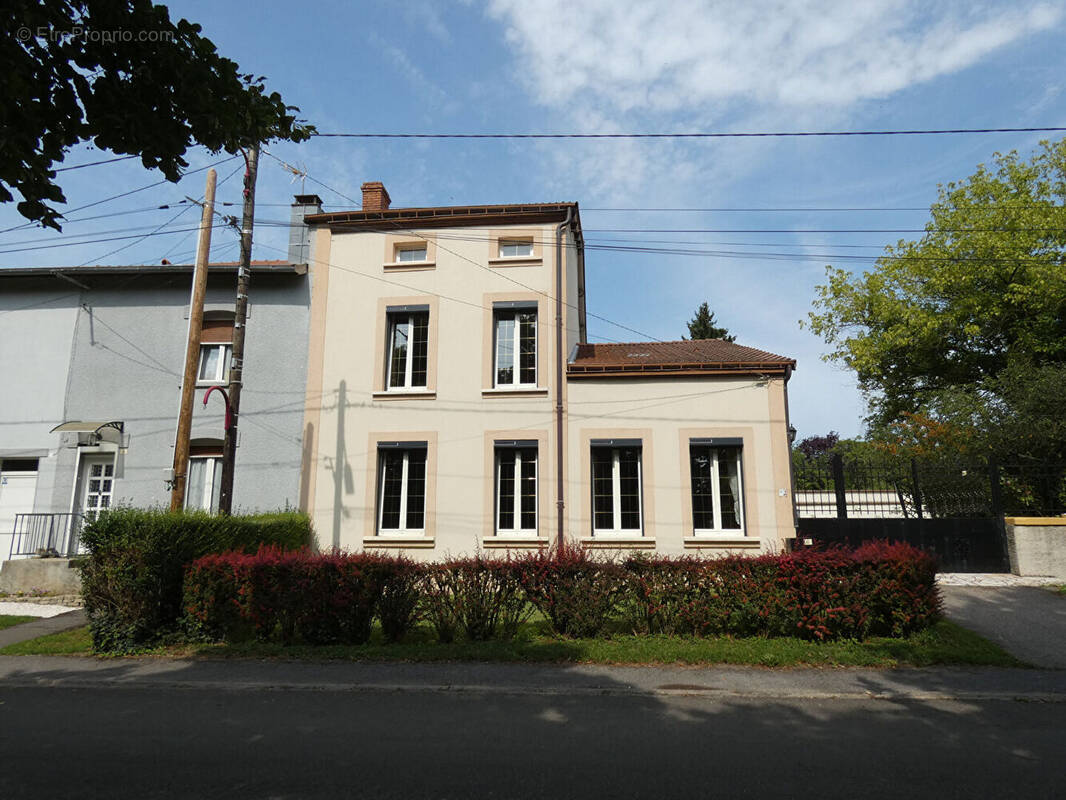 Maison à CONSENVOYE