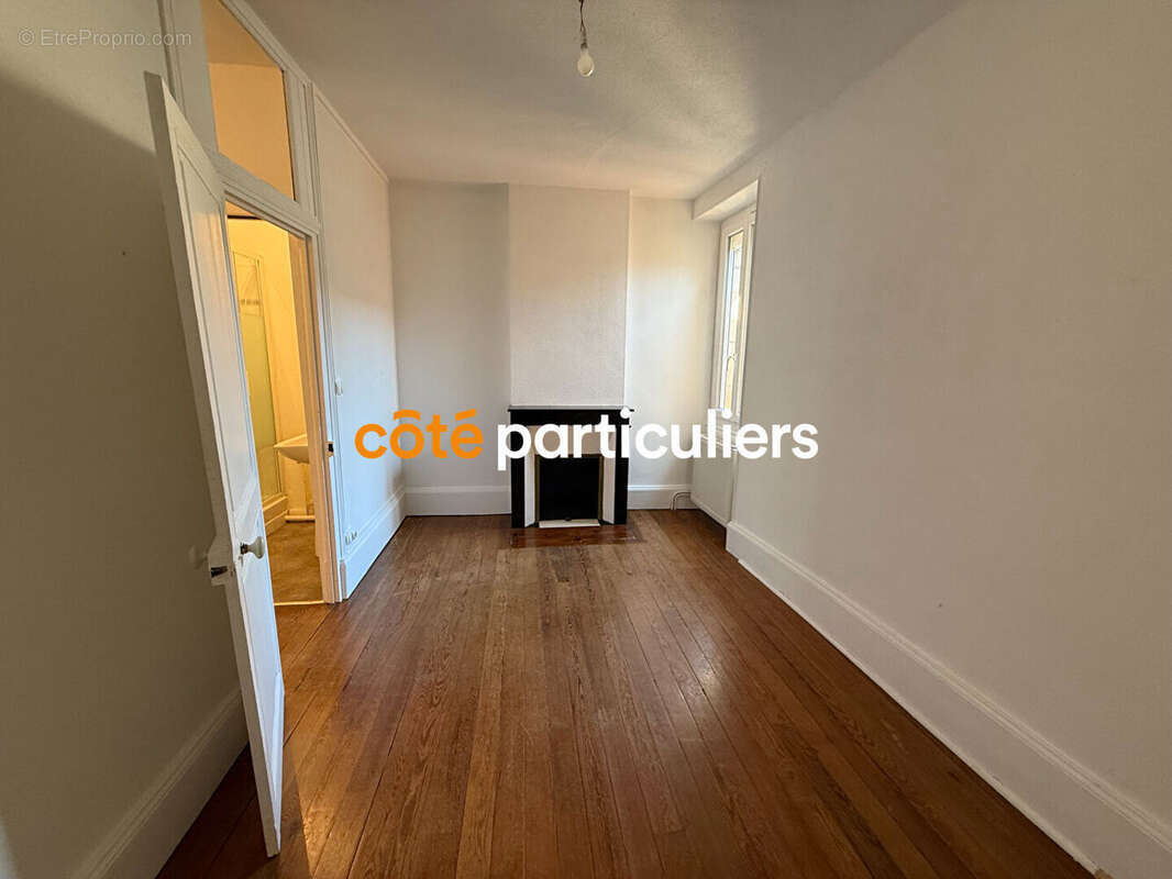 Maison à SAINT-AMAND-MONTROND