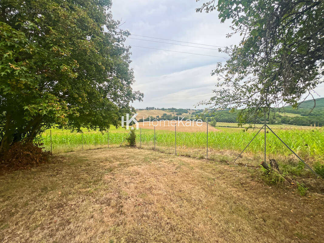 Maison à SAINT-MARCET