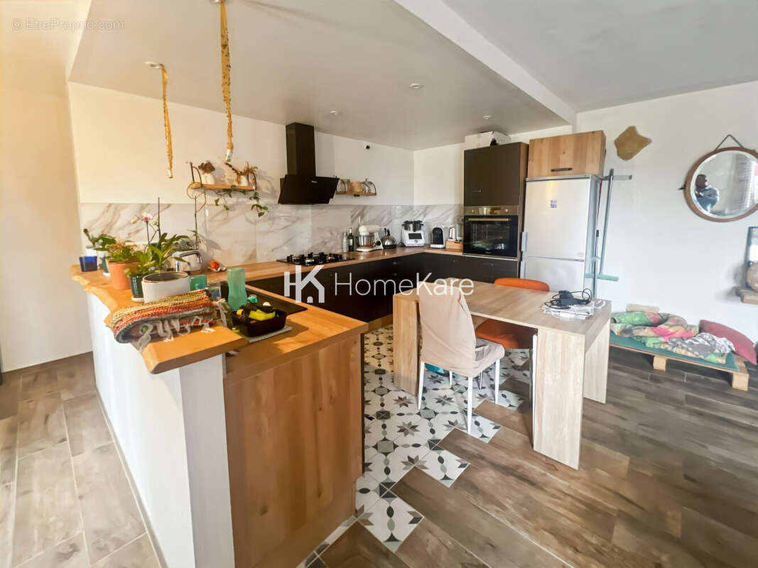 Maison à SAINT-MARCET