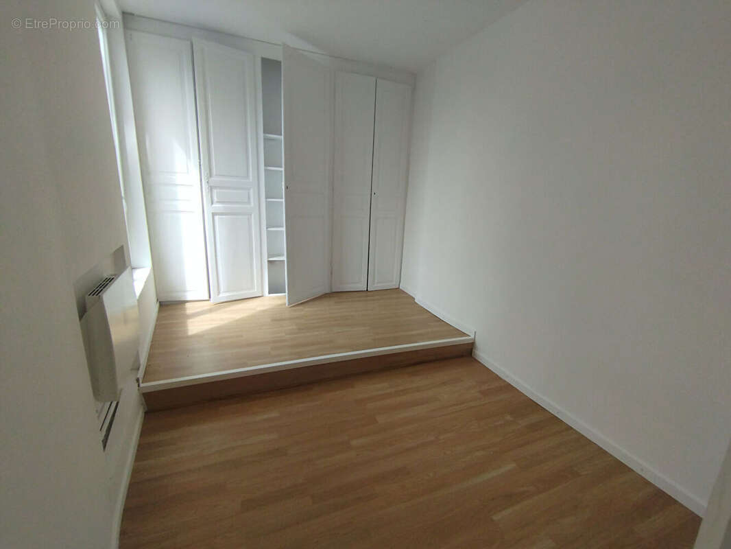 Appartement à MARLE