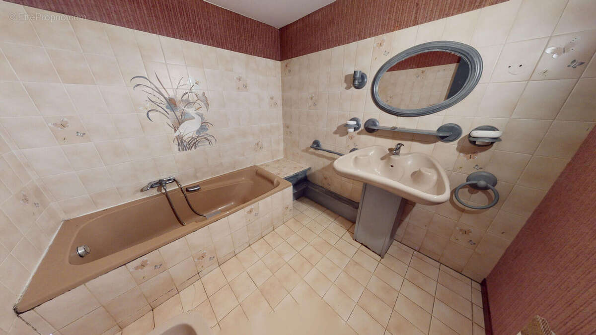 Maison à BOURG-DE-VISA