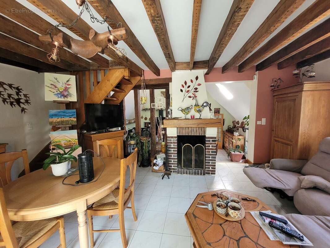 Maison à LONGNY-AU-PERCHE