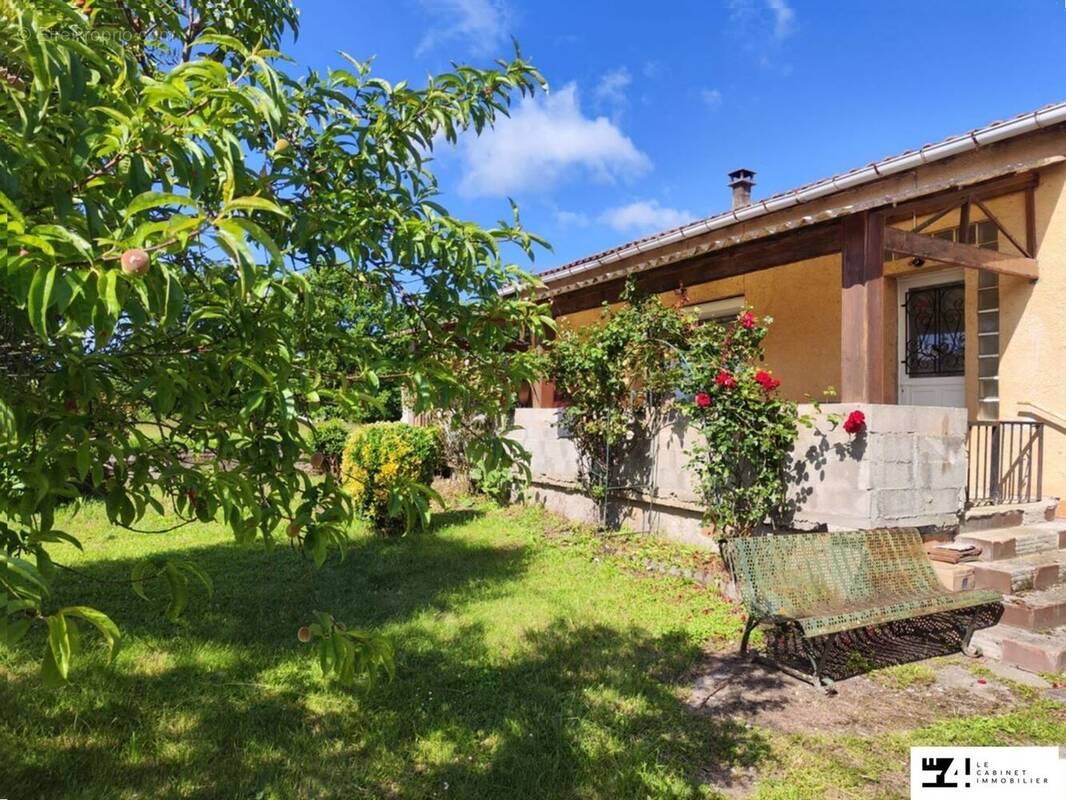 Maison à MONDAVEZAN