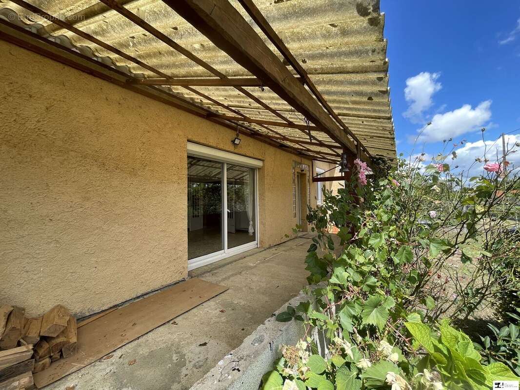 Maison à MONDAVEZAN