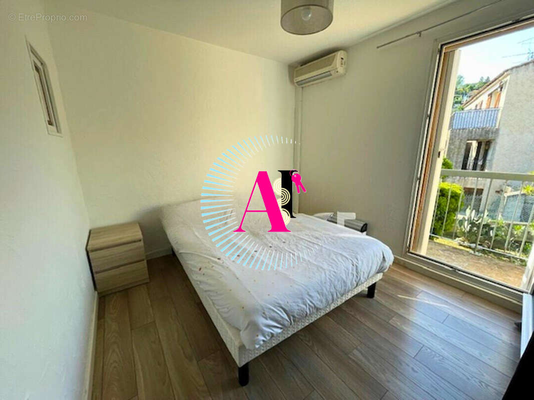 Appartement à VALLAURIS